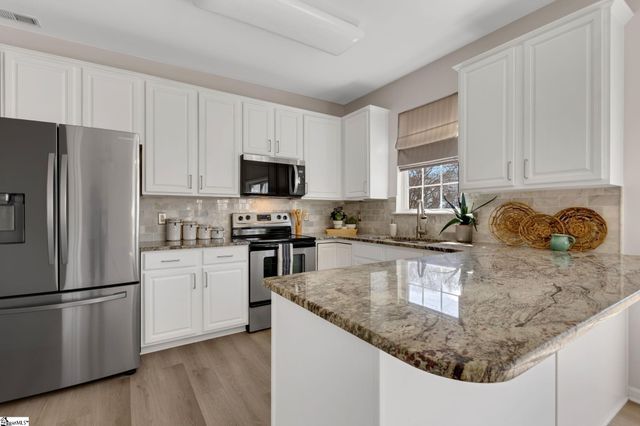 6 Kylemore Lane, Greer, SC 29650