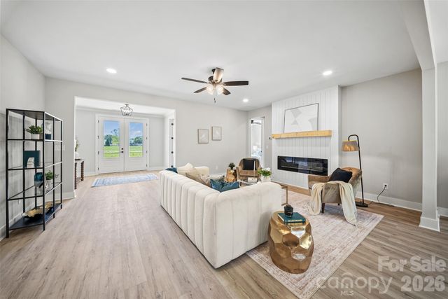 210 Silver Creek Drive, Concord, NC 28027