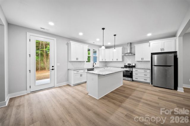 210 Silver Creek Drive, Concord, NC 28027