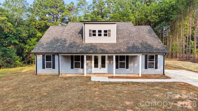 210 Silver Creek Drive, Concord, NC 28027