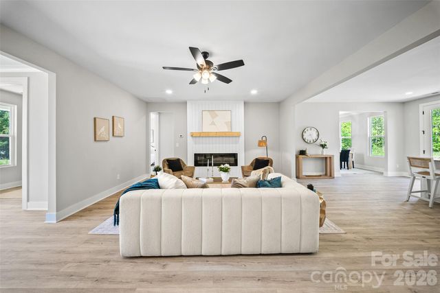 210 Silver Creek Drive, Concord, NC 28027