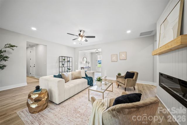 210 Silver Creek Drive, Concord, NC 28027
