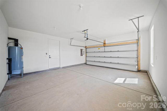 210 Silver Creek Drive, Concord, NC 28027