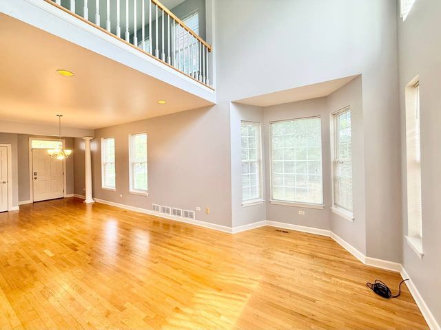 930 CASE Street 930, Naperville, IL 60563