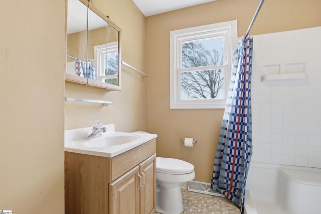 136 Orchard Drive, Liberty, SC 29657