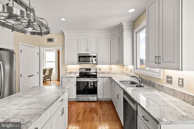 38607 MILLSTONE DRIVE, Purcellville, VA 20132