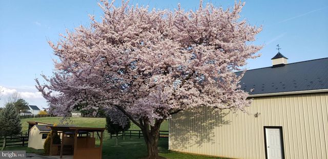 38607 MILLSTONE DRIVE, Purcellville, VA 20132