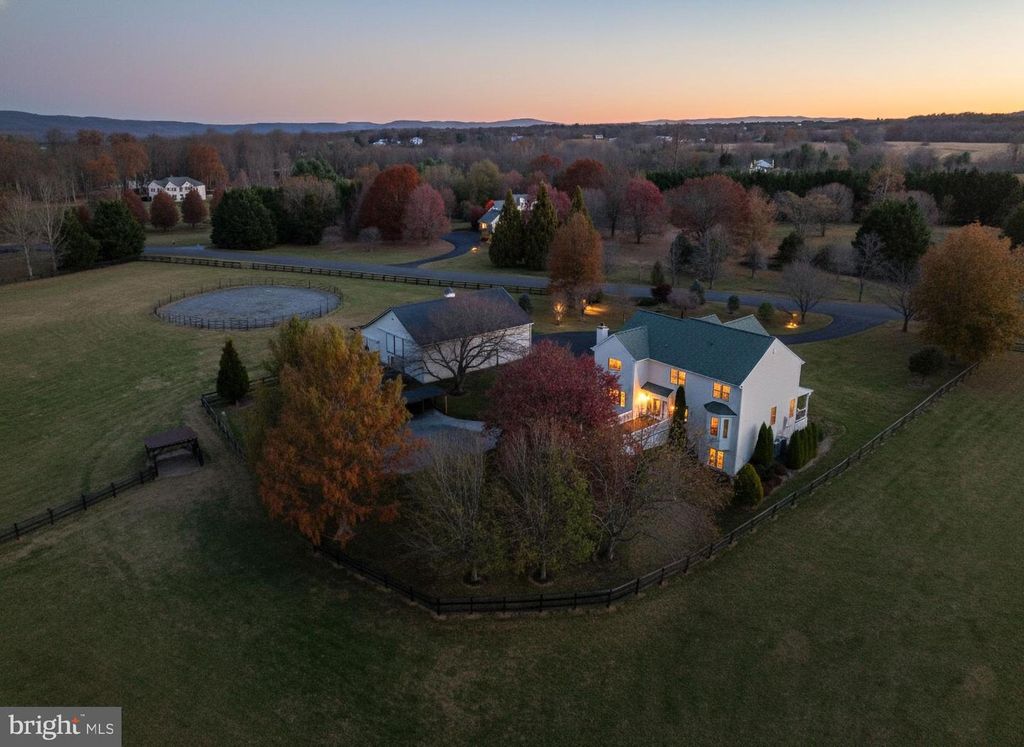 Image 108 of property listing at 38607 MILLSTONE DRIVE, Purcellville, VA 20132