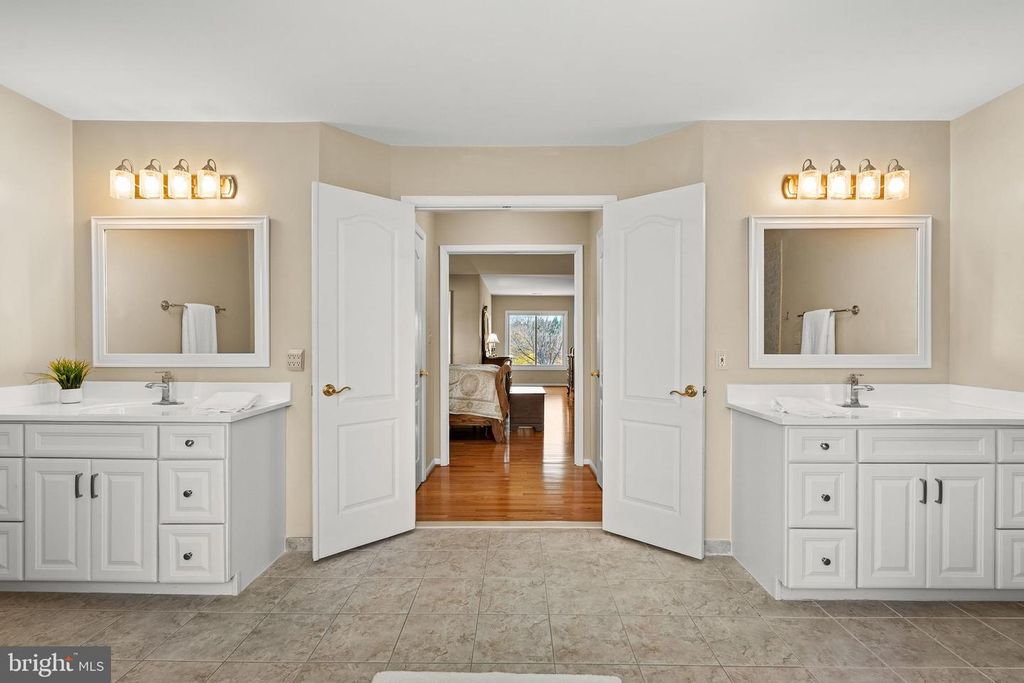 Image 42 of property listing at 38607 MILLSTONE DRIVE, Purcellville, VA 20132