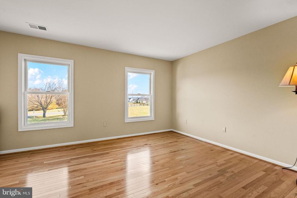 Image 51 of property listing at 38607 MILLSTONE DRIVE, Purcellville, VA 20132