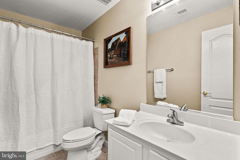 Image 60 of property listing at 38607 MILLSTONE DRIVE, Purcellville, VA 20132