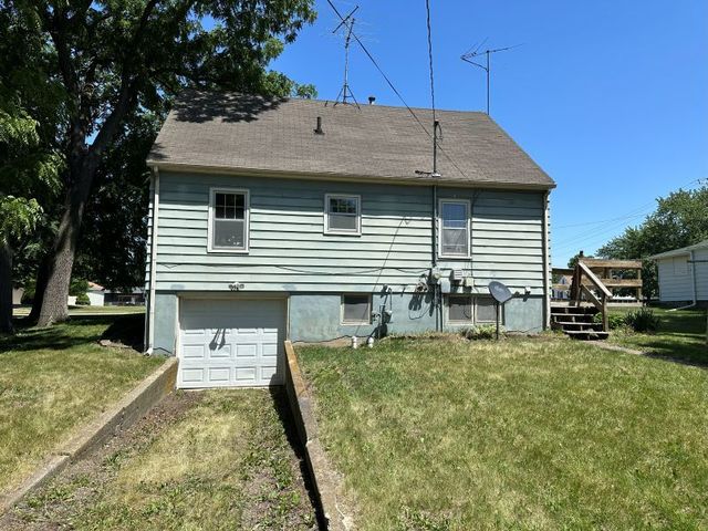 809 11th Street, De Witt, IA 52472