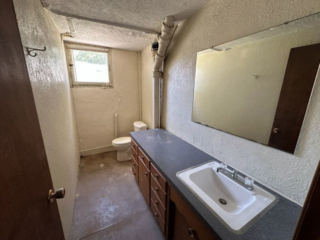809 11th Street, De Witt, IA 52472