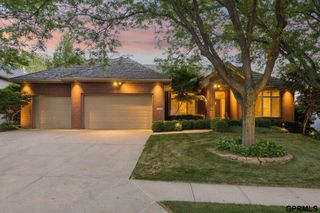 1427 N 133 Street, Omaha, NE 68154