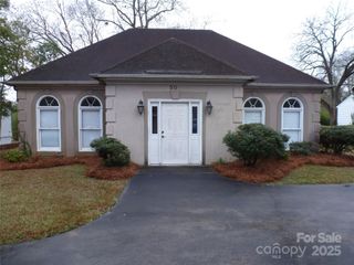 503 W Meeting Street, Lancaster, SC 29720