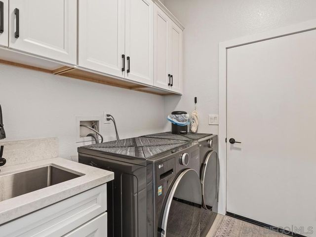 5150 Frost Ave., Carlsbad, CA 92008