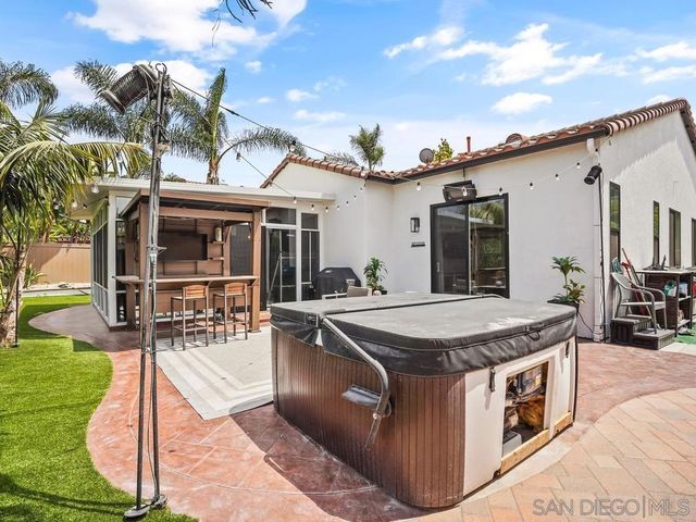 5150 Frost Ave., Carlsbad, CA 92008