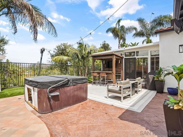 5150 Frost Ave., Carlsbad, CA 92008