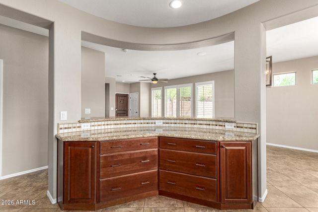 2361 W TURTLE HILL Court, Anthem, AZ 85086