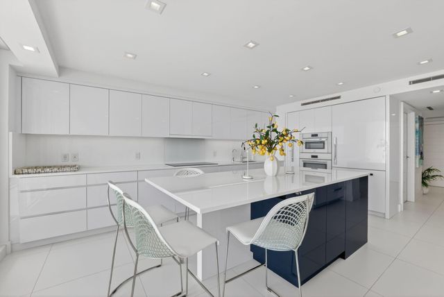 1400 S Ocean Boulevard 1403, Boca Raton, FL 33432