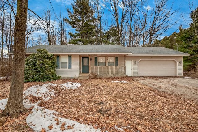 9324 Whitbeck Road, Montague City, MI 49437