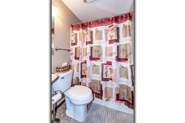 1002 MILL STREET, New London, WI 54961