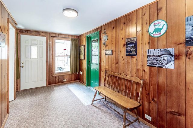 1002 MILL STREET, New London, WI 54961
