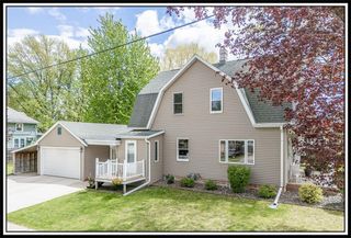 1002 MILL STREET, New London, WI 54961