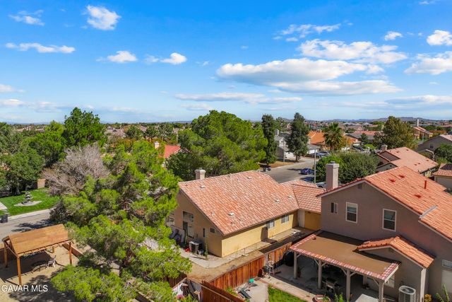 37141 Golden Oak Drive, Palmdale, CA 93552