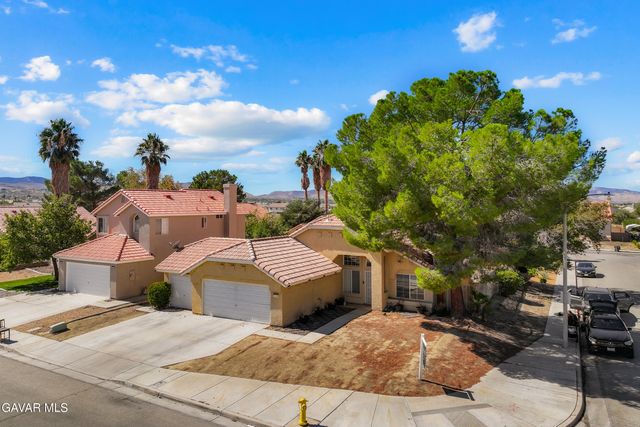37141 Golden Oak Drive, Palmdale, CA 93552