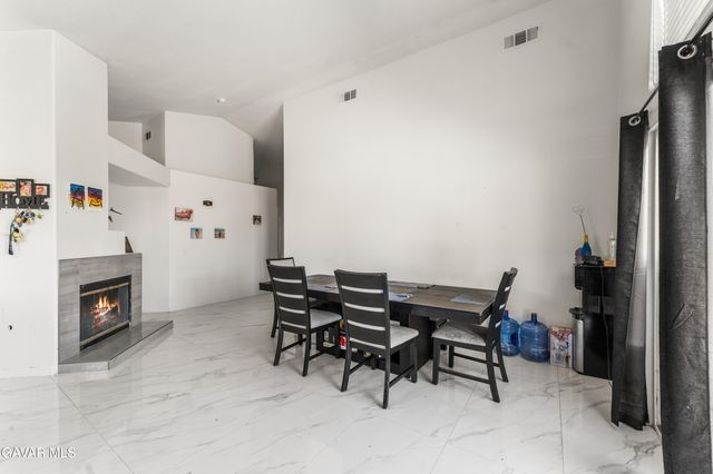 37141 Golden Oak Drive, Palmdale, CA 93552