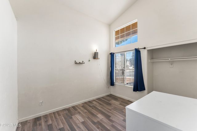 37141 Golden Oak Drive, Palmdale, CA 93552