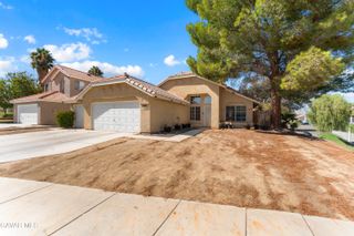 37141 Golden Oak Drive, Palmdale, CA 93552
