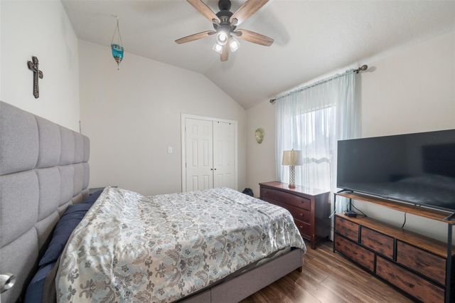 181 Wyndemere Drive, Montgomery, TX 77356