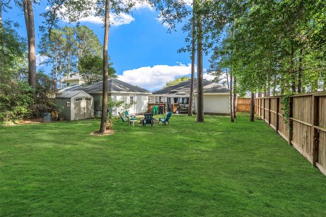 181 Wyndemere Drive, Montgomery, TX 77356