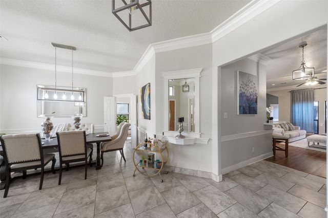 181 Wyndemere Drive, Montgomery, TX 77356