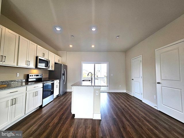 156 MUNSEE CIRCLE, Winchester, VA 22602