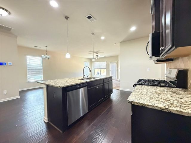 209 Emporia Loop, Mcdonough, GA 30253