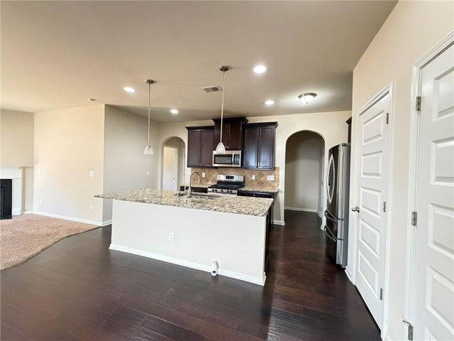 209 Emporia Loop, Mcdonough, GA 30253