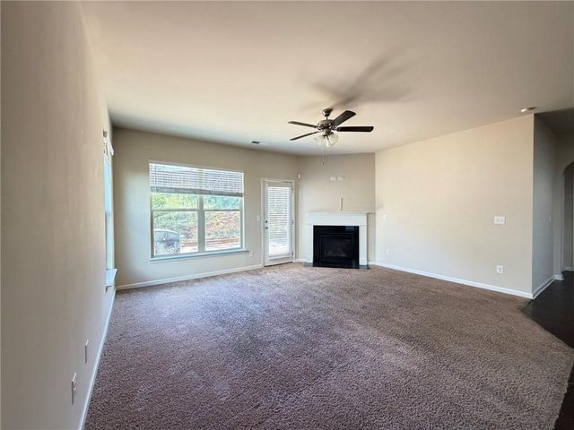 209 Emporia Loop, Mcdonough, GA 30253