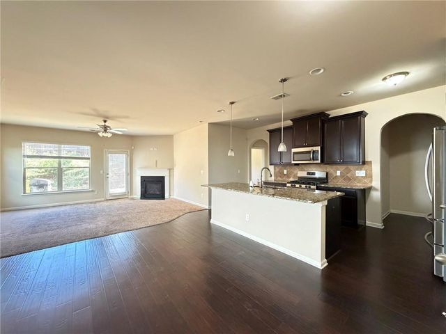 209 Emporia Loop, Mcdonough, GA 30253