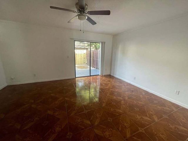 5089 Breckenridge Place 23, West Palm Beach, FL 33417