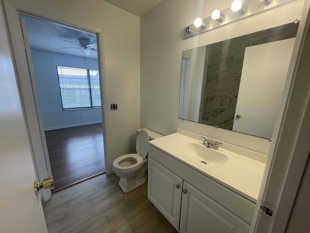 5089 Breckenridge Place 23, West Palm Beach, FL 33417