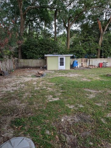 911 BEAR LAKE ROAD, Apopka, FL 32703