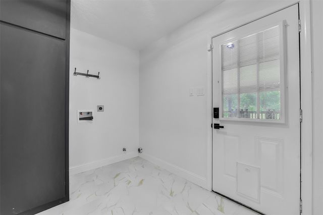 1107 Myrtlewood Drive, Friendswood, TX 77546
