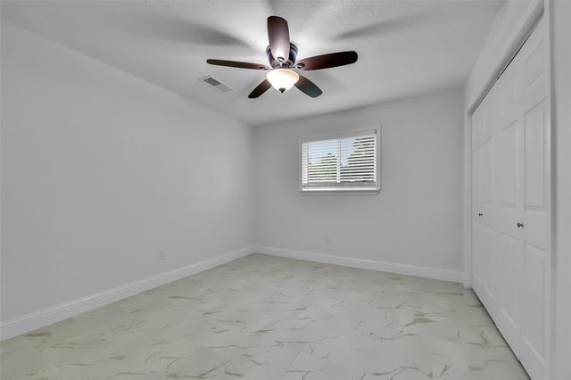 1107 Myrtlewood Drive, Friendswood, TX 77546