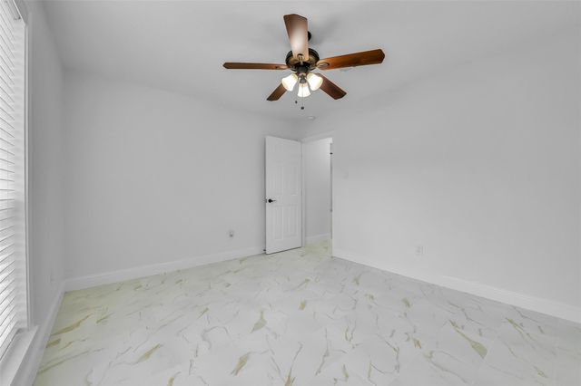 1107 Myrtlewood Drive, Friendswood, TX 77546