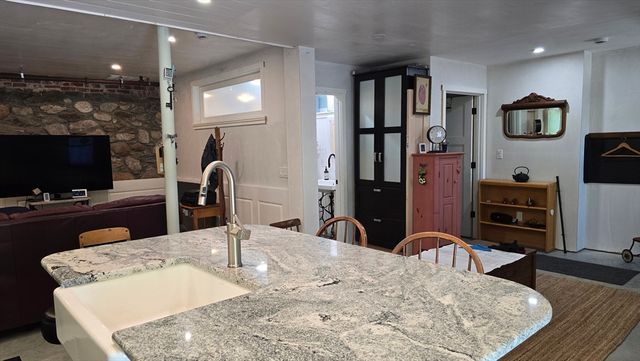 19 Denmark Street, Worcester, MA 01606