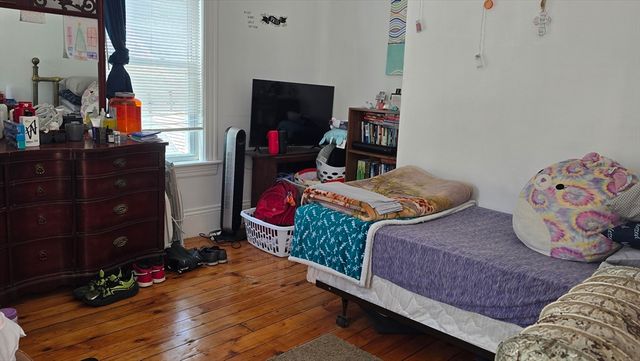 19 Denmark Street, Worcester, MA 01606