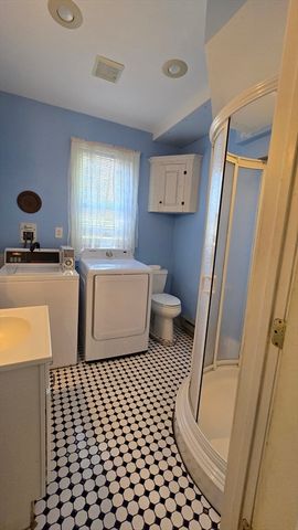 19 Denmark Street, Worcester, MA 01606